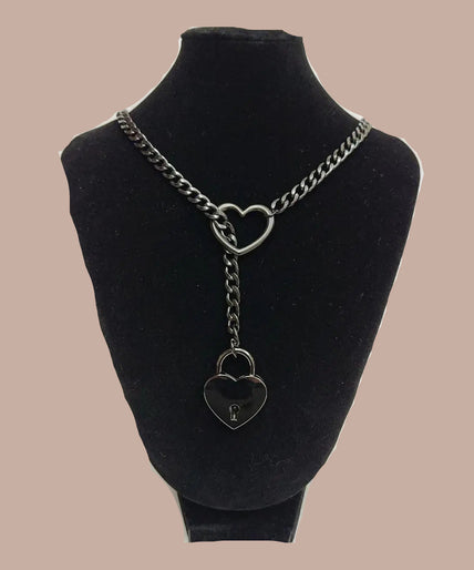 Liefdevolle Ziel metalen kettinghalsband met hangslot – zilver Liefdevolle Ziel metalen kettinghalsband met hangslot – zilver