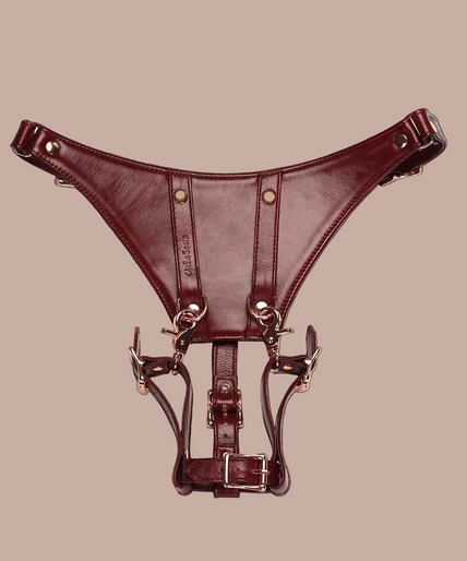 Liebe Seele Deluxe Leder Zwangsorgasmus-Geschirrriemen – Weinrot Liebe Seele Deluxe Leder Zwangsorgasmus-Geschirrriemen – Weinrot
