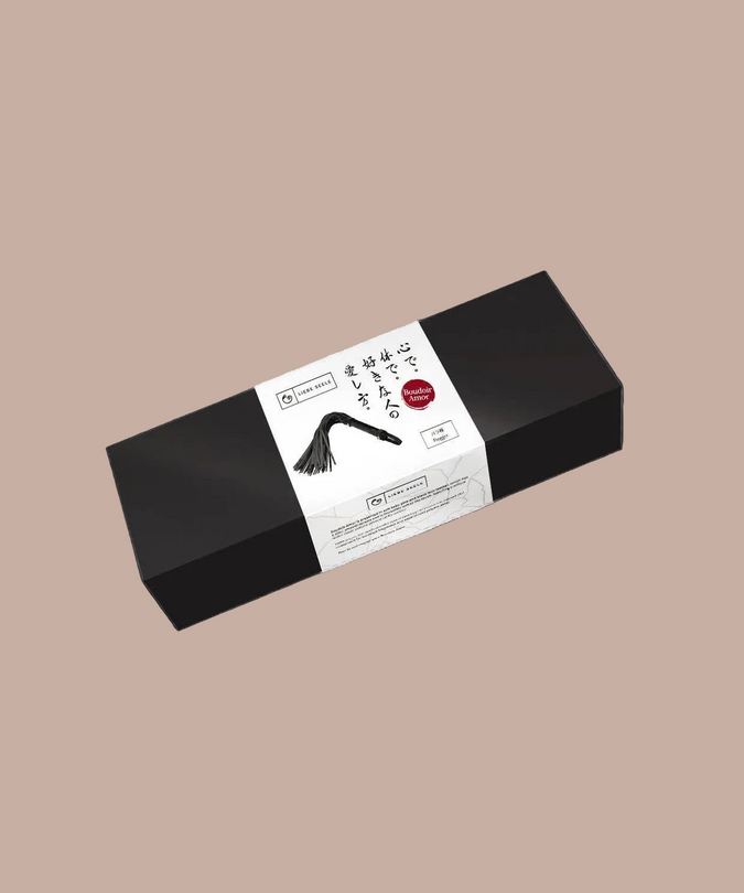 Liebe Seele Boudoir Amor Veganer Flogger – Schwarz