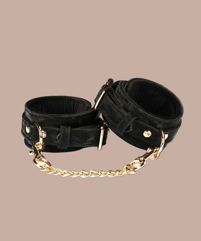 Liebe Seele Boudoir Amor Vegan Wrist Cuffs – Black