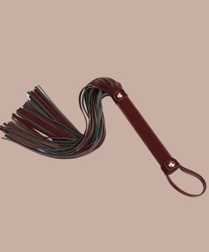 Liebe Seele – Veganer Metallic-Flogger Liebe Seele – Veganer Metallic-Flogger