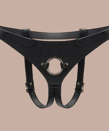 Liebe Seele Deluxe Leather Strap-On Harness – Dark Secret Black Liebe Seele Deluxe Leather Strap-On Harness – Dark Secret Black