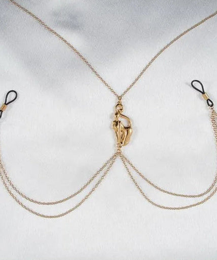 Sylvie Monthulé Goldene Brustkette Catwoman Sylvie Monthulé Goldene Brustkette Catwoman