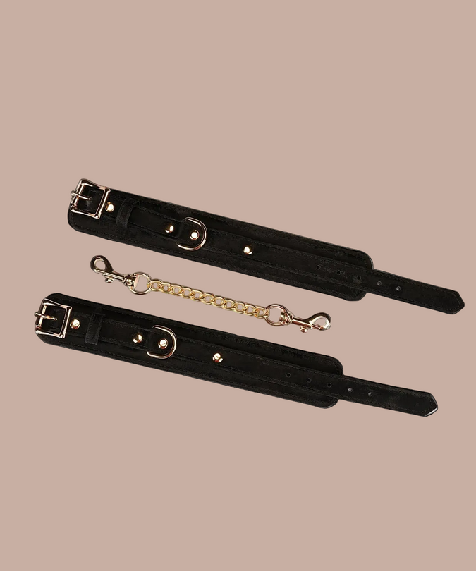 Liebe Seele Boudoir Amor Vegan Wrist Cuffs – Black