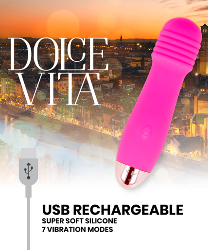 Pleasurements – Dolce Vita – Wiederaufladbarer Vibrator Drei Pink 7 Geschwindigkeiten Pleasurements – Dolce Vita – Wiederaufladbarer Vibrator Drei Pink 7 Geschwindigkeiten