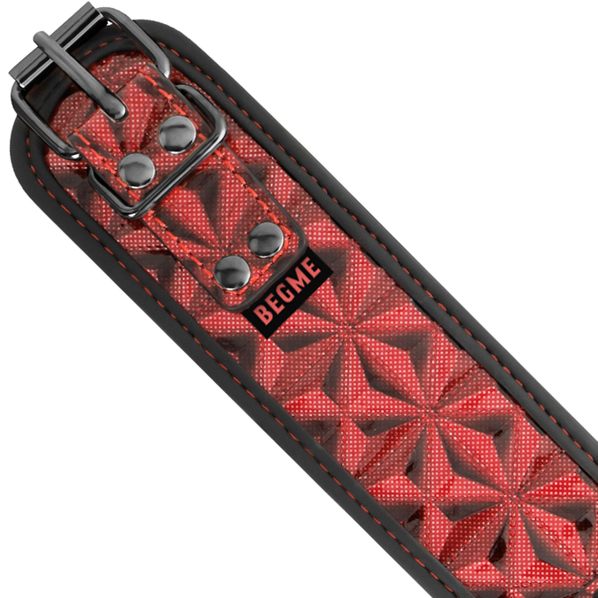 Begme – Red Edition Core Veganleder Halsband mit Neoprenfutter