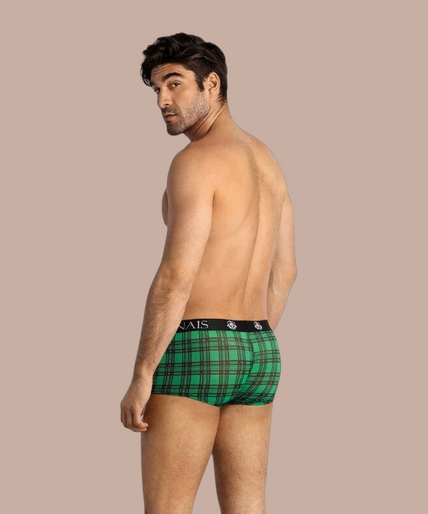 Anais Men – Magic Boxer S Pleasurements Anais Men Magic Boxer in groen met zwart ruitpatroon en elastische tailleband met merklogo