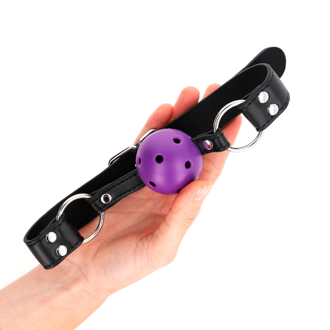 Kink – Atmungsaktiver Ball 4 Cm Knebel Mit Doppelter Niete Lila 62,5 X 2,5 Cm Verstellbar 42 – 58 Cm