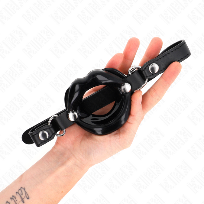 Kink – Lip 8 Cm Gag With Black Leatherette Strap 63 X 2 Cm Adjustable 39 – 58 Cm