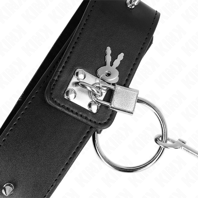 Kink – Halskette 65 Cm Mit Leine Mit Silbernen Nieten Modell 2 Verstellbar 36 – 43 Cm X 5 Cm