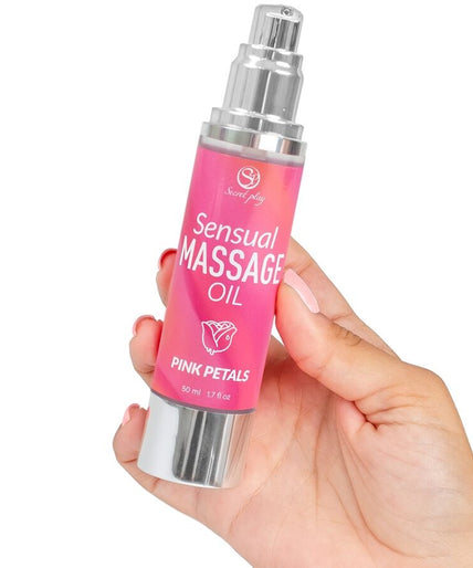 Secretplay – Massageöl mit rosa Blütenblättern Secretplay – Massageöl mit rosa Blütenblättern