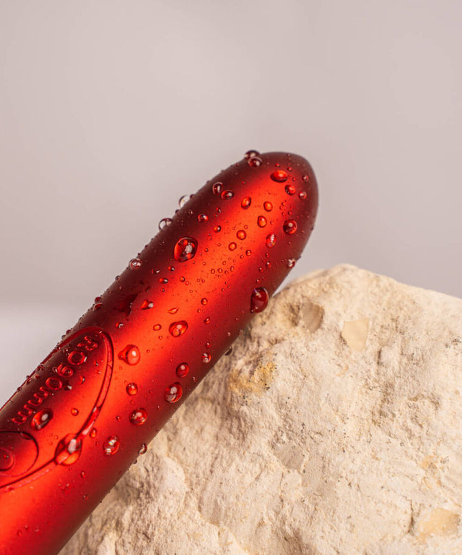 Rocks – Off – Ro – 90 Scarlet Velvet Vibrating Bullet Red