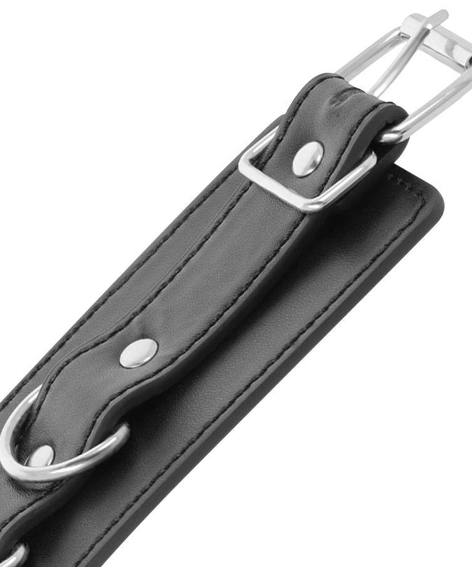 Darkness – Schwarze Handschellen
