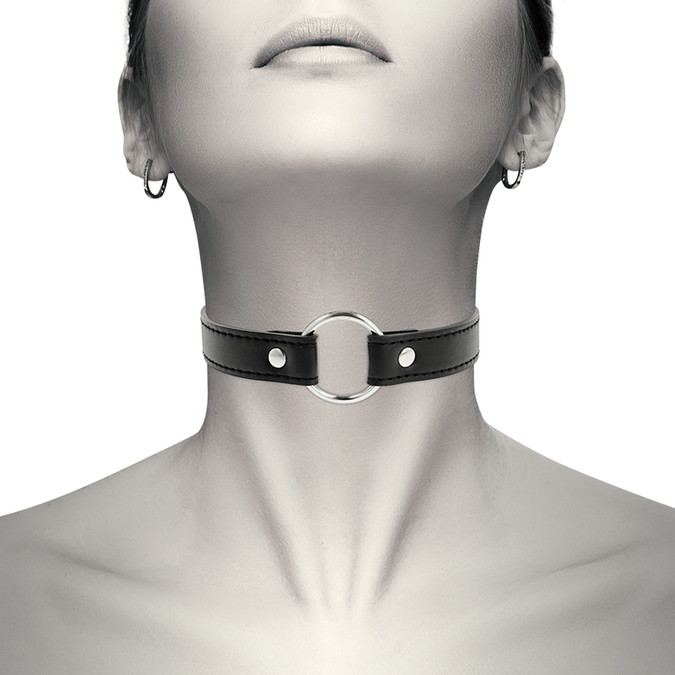 Coquette Chic Desire – Vegan Leather Necklace Woman Accessory
