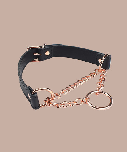 Liebe Seele – Leather Martingale Collar with Rose Gold Chain and Rings – Black – 50% Liebe Seele Martingale Collar Black – front view