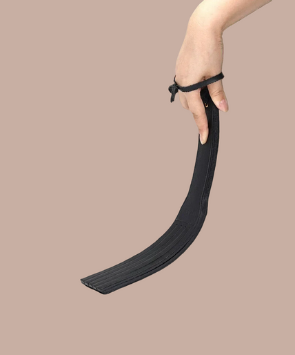 Liebe Seele Leather Split Tawse Paddle – Dark Secret Black