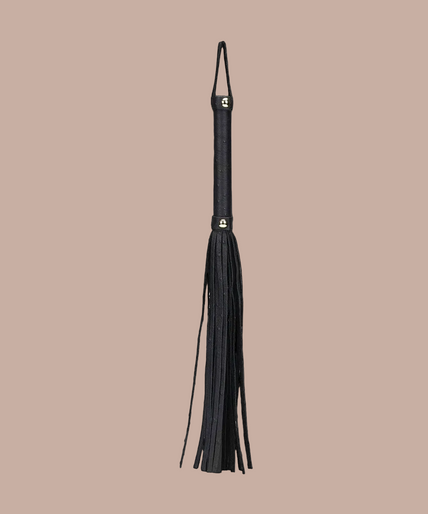 Liebe Seele Demon's Kiss black flogger with narrow tails, smooth handle and wrist loop.