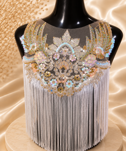 Mondin Festival – Exklusiver Hals- und Brustschmuck