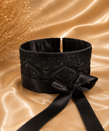 Mondin Schwarzer Fairy Choker – Exklusiver Halsschmuck