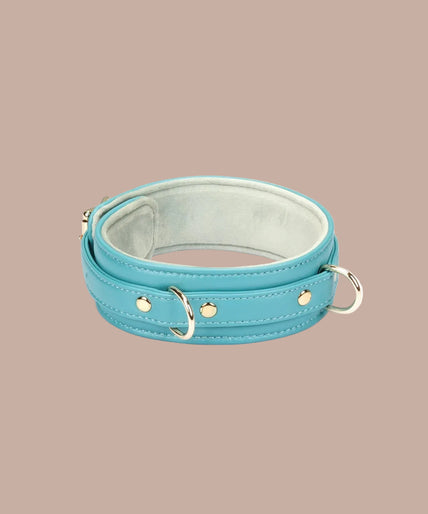 Liebe Seele Siren's Cove Lammlederhalsband mit Samtfutter und Leine – Blau