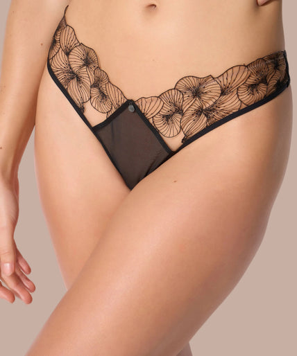 Atelier Amour – Menu Plaisir Tanga Black