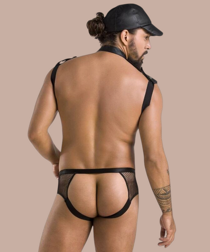 Pleasurements Passion 038 Set John zwart herenondergoed met harnas, mesh details en lederlook accenten
