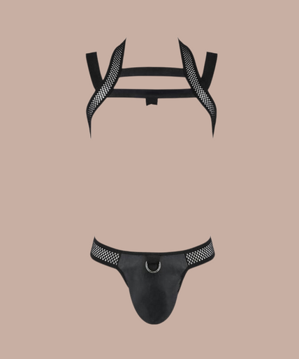 Pleasurements Passion 043 Set Jacob zwart herenondergoed met harnas en mesh details voor een verleidelijke look.