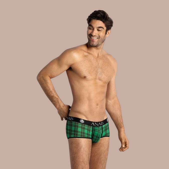 Pleasurements Anais Men Magic Brief in groen met zwart ruitpatroon en elastische tailleband met merklogo
