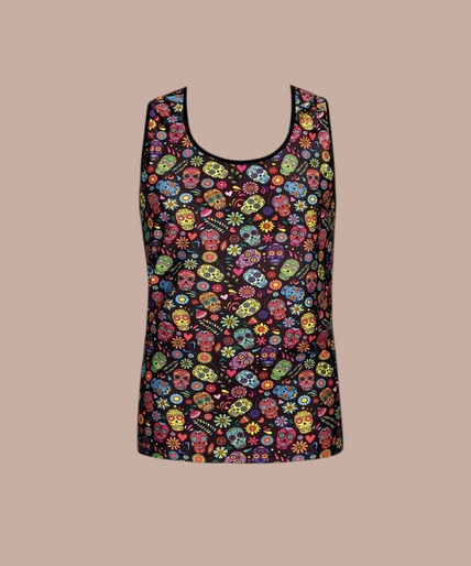 Model draagt Pleasurements Anais Men Mexico top met kleurrijk schedelpatroon en bijpassende onderbroek