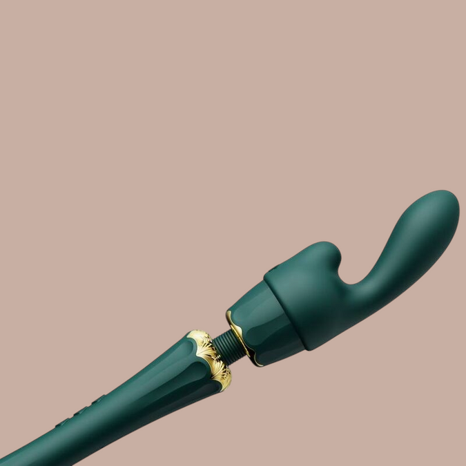 Pleasurements Zalo Kyro wand in groen siliconen met elegante gouden details en een koninklijk Egyptisch ontwerp.