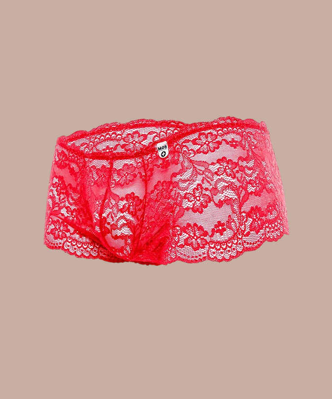 Pleasurements Mob rode kanten boxershort met verfijnd bloemmotief en comfortabele pasvorm voor een sensuele look.