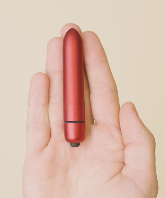 Rocks – Off – Ro – 90 Scarlet Velvet Vibrating Bullet Red